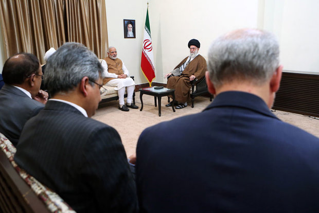 Leader receives Indian PM and Afghan President