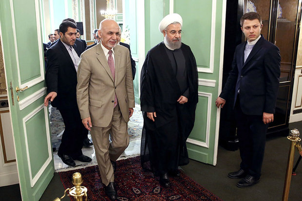 Rouhani officially welcomes Afghan president 
