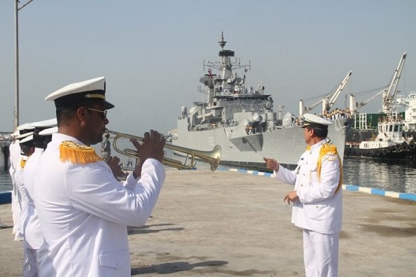 ناوگروه کشور هند در منطقه یکم نیروی دریایی ارتش پهلو گرفت