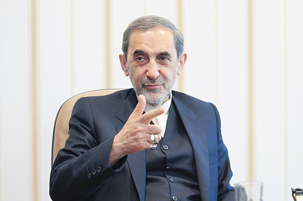 02-AK2 Velayati.jpg