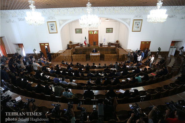 Larijani holds last press conference