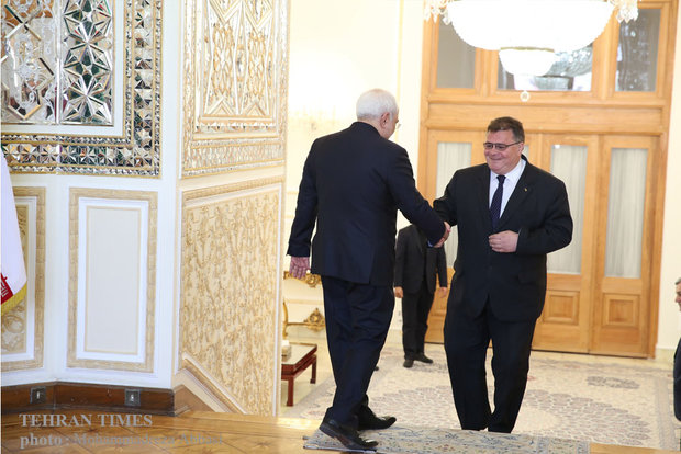 Zarif meets Lithuanian counterpart