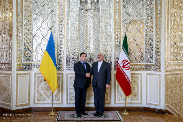 Iran, Ukraine FMs meet in Tehran