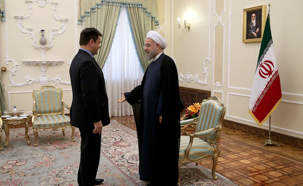 Rouhani meets Ukraine FM