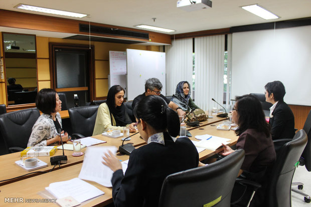 Iranian press delegation meets Thai industry officials