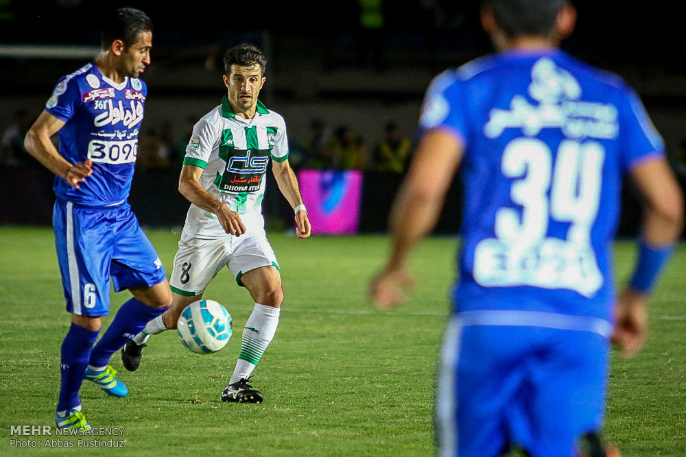 مباراة ذوب آهن اصفهان واستقلال طهران في نهائي بطولة الكأس