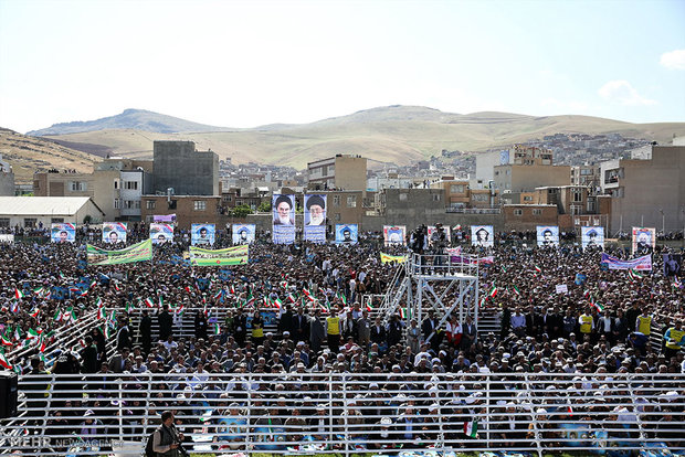 President Rouhani in Mahabad