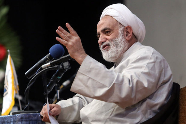 واکنش حجت الاسلام قرائتی به شایعه فوت خود/ شرمنده محبت مردم هستم واکنش حجت الاسلام قرائتی به شایعه فوت خود/ شرمنده محبت مردم هستم