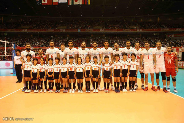 Iran, Japan volleyball in frames