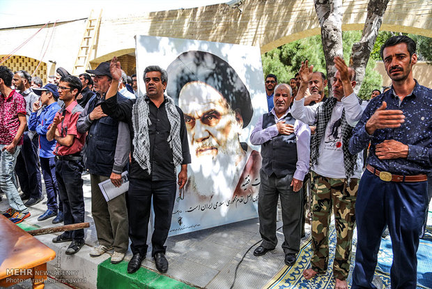 Imam Khomeini commemoration in his hometown