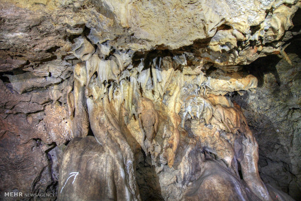 Derunsher cave of Rumeshkhan