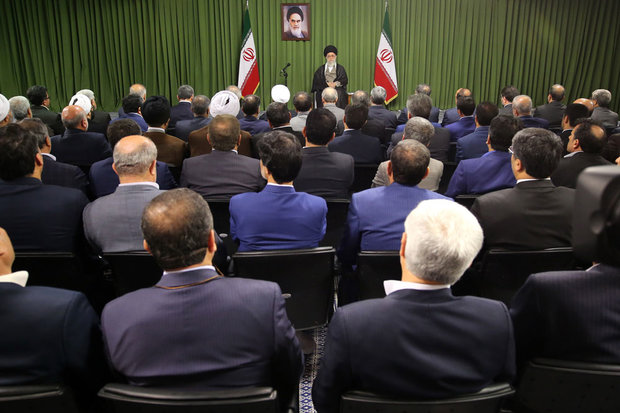 Leader receives Parliamentarians