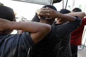 کشف محموله جدید قاچاق انسان/ توقیف ۱۳۵۰ عدد بیسیم