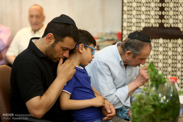 Commemoration of Imam Khomeini in Jewish synagogue