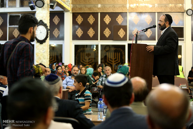 Commemoration of Imam Khomeini in Jewish synagogue