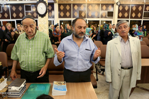 Commemoration of Imam Khomeini in Jewish synagogue