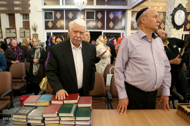 Commemoration of Imam Khomeini in Jewish synagogue