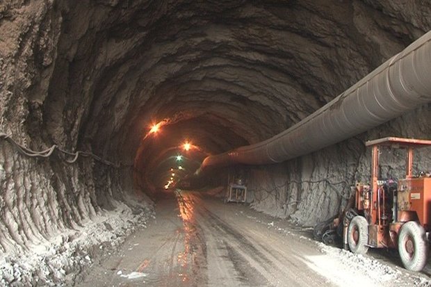 حفاری ۲۴۰۰ متری تونل کبیرکوه آبدانان/نیاز ۱۲۰۰ میلیاردی پروژه