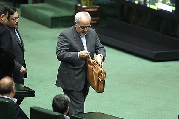 Iranian parliament asks Zarif on money laundering issue