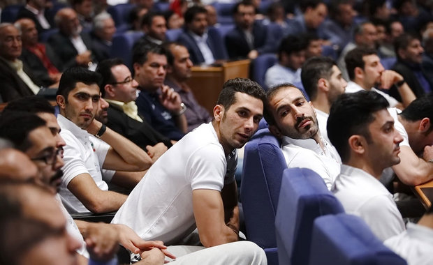 Iran volleyball team honored by Minister of Sports