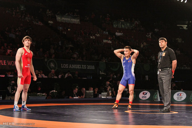 Iran's wrestlers trounce Indian team 8-0 in LA