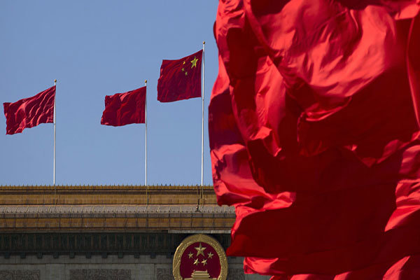 آمادگی پکن برای تقابل نظامی در دریای چین جنوبی/واشنگتن غرامت بدهد