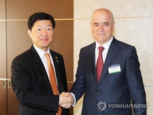 S Korea, Azerbaijan agree to expand economic coop. 