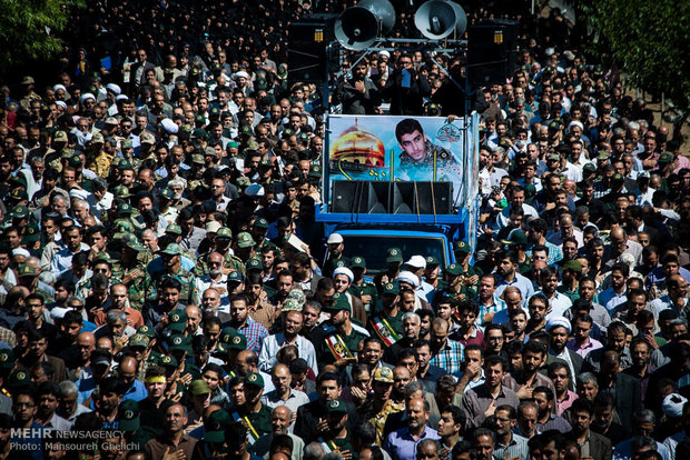 مراسم تشیع پیکر مطهر شهید مدافع حرم عباس دانشگر در سمنان
