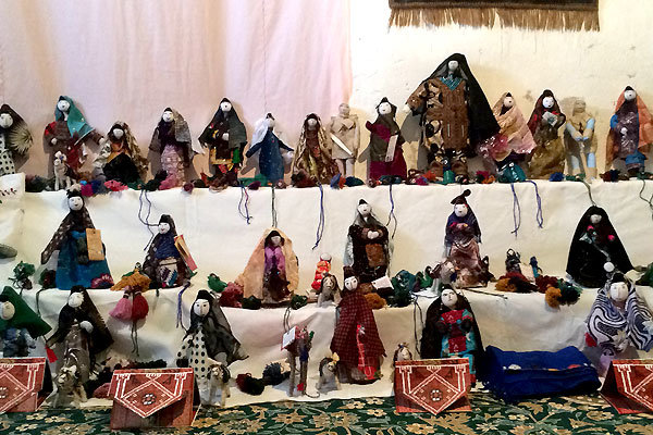 عروسک‌های بی‌زبانی که قصه زنان روستایی را تعریف می‌کنند