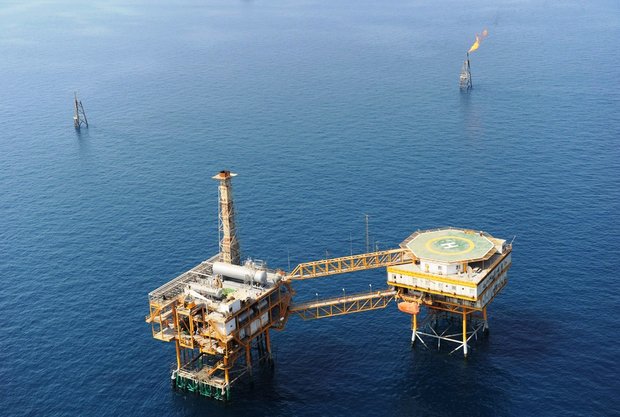 Iran to seal oil sale deal with Sri Lanka