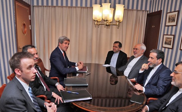 Zarif, Kerry meet in Oslo