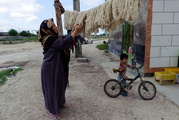 Iranian Turkmen women