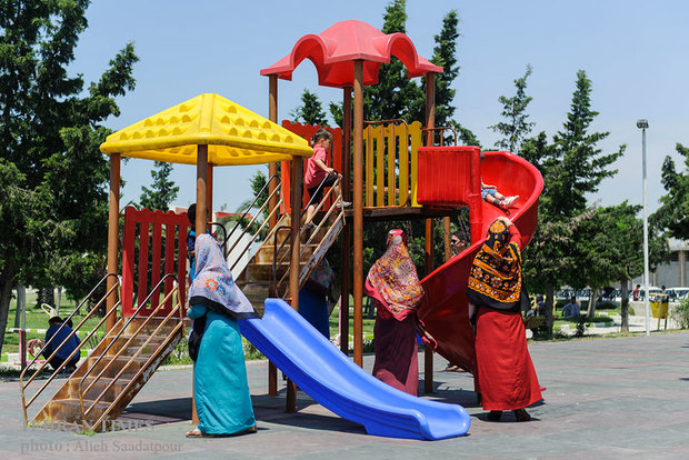 Iranian Turkmen women