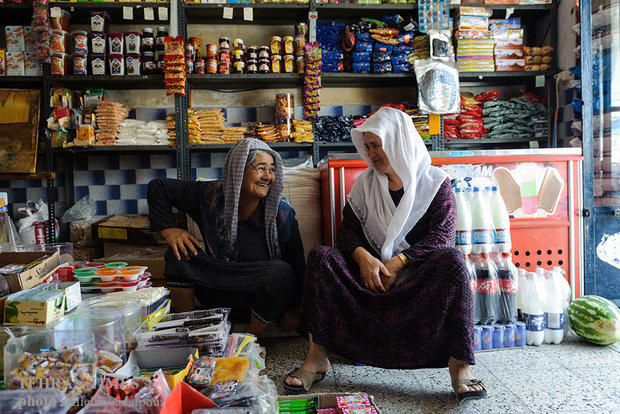 Iranian Turkmen women