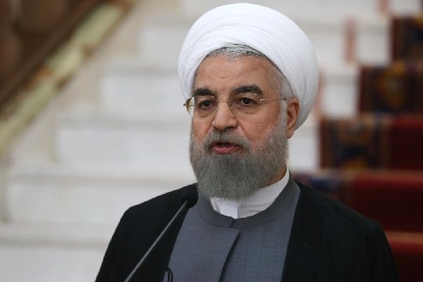 روحاني: علاقات إيران وباكستان في تطور مستمر