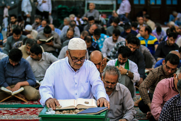 Quran recitation session in Mashhad