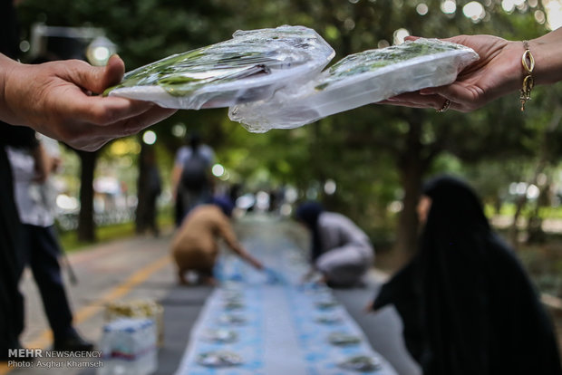 Biggest Iftar ceremony in Tehran