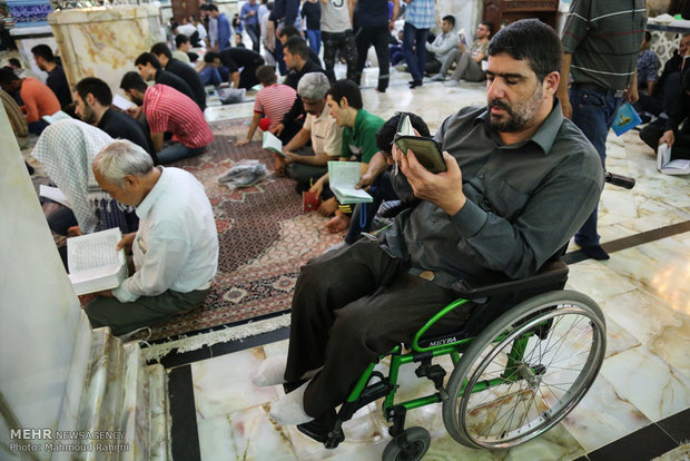 Night of Qadr at Shah-Abdol-Azim shrine