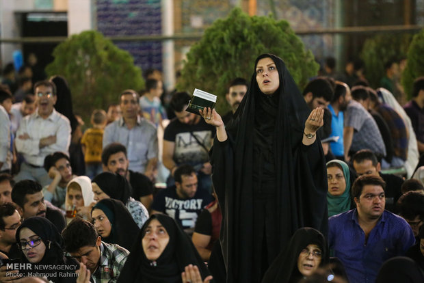 Night of Qadr at Shah-Abdol-Azim shrine