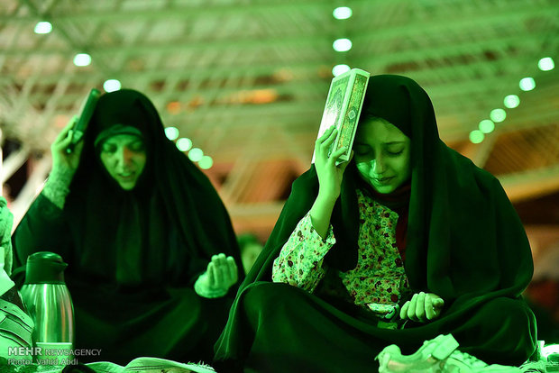 مراسم احیا شب نوزدهم ماه مبارک رمضان در مزار شهدای تبریز