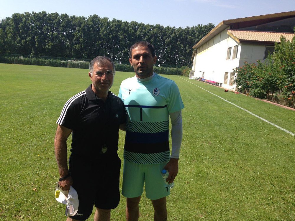 احمدی: نباید اشتباه فردی داشته باشیم/ فرصت جوان سازی داریم