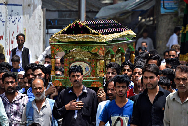  مراسم «یوم علی» به مناسبت شهادت امام علی در کشمیر هندوستان