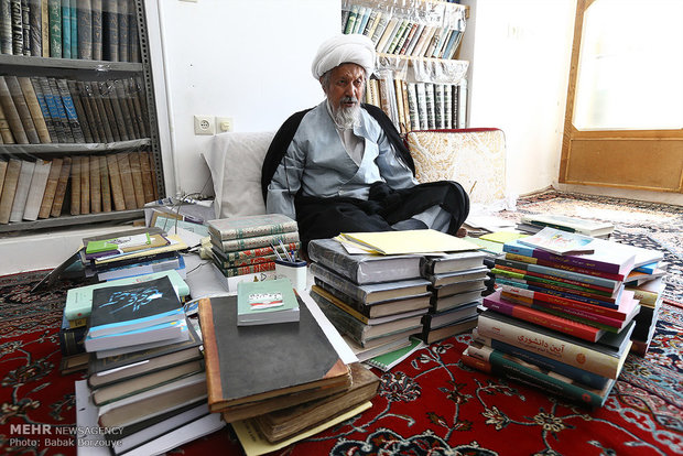 آیت الله مومن دار فانی را وداع گفت آیت الله مومن دار فانی را وداع گفت