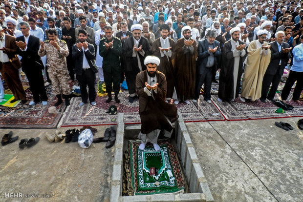 اقامه نماز عید سعید فطر در زابل