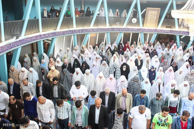 Eid al-Fitr prayers in Hamburg