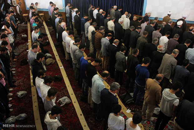 Eid al-Fitr prayers in Hamburg