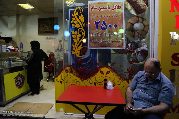 تواجد المهاجرين العراقيين في منطقة "دولت آباد" جنوب طهران