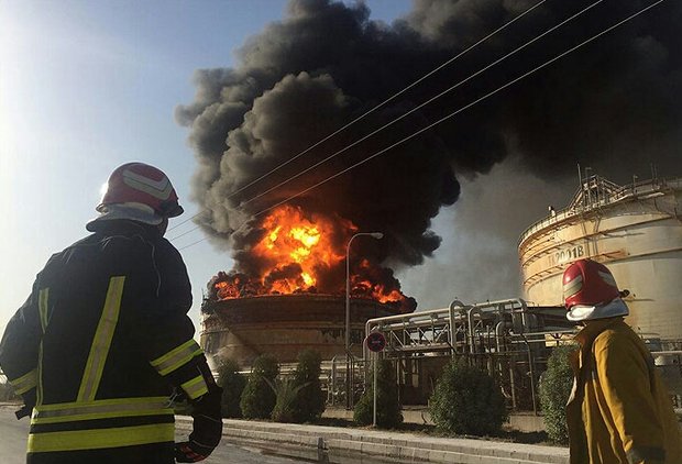 واحد آروماتیک پتروشیمی بندر امام دچار آتش‌سوزی شد