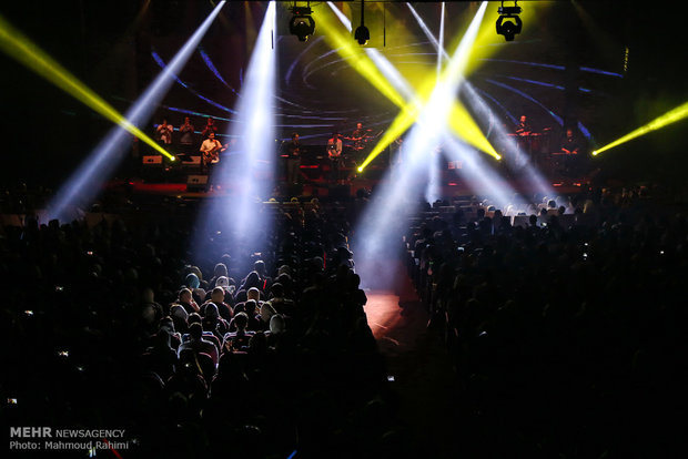 موسیقی این روزهای پاپ محتوای خاصی به مخاطب اضافه نمیکند!