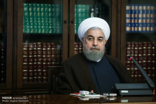 Rouhani unveils financial package for economic prosperity